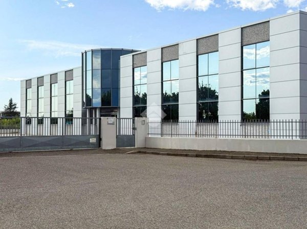 capannone in affitto a Fiorenzuola d'Arda