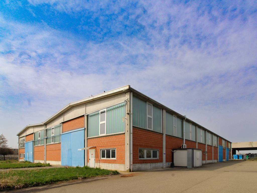 locale commerciale in affitto a Gossolengo in zona Settima