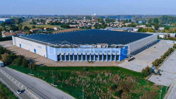 locale commerciale in affitto a Monticelli d'Ongina