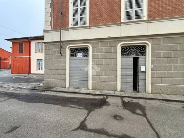 negozio in affitto a Monticelli d'Ongina