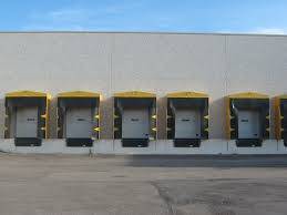locale commerciale in affitto a Piacenza in zona I Vaccari