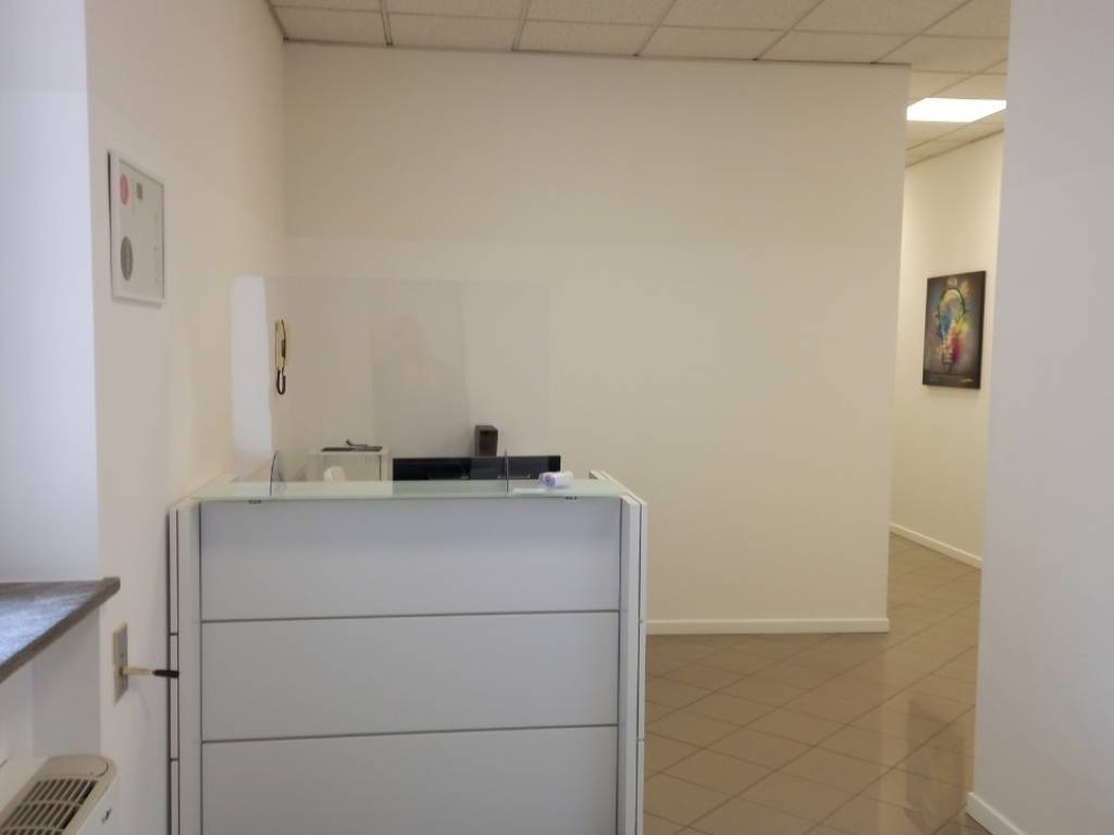 ufficio in affitto a Piacenza in zona Caorsana