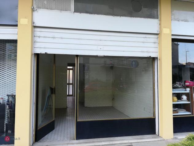 negozio in affitto a Piacenza