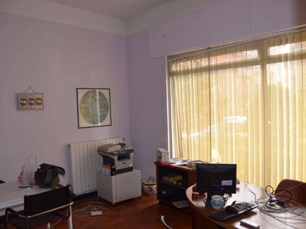 negozio in affitto a Piacenza in zona Centro Storico
