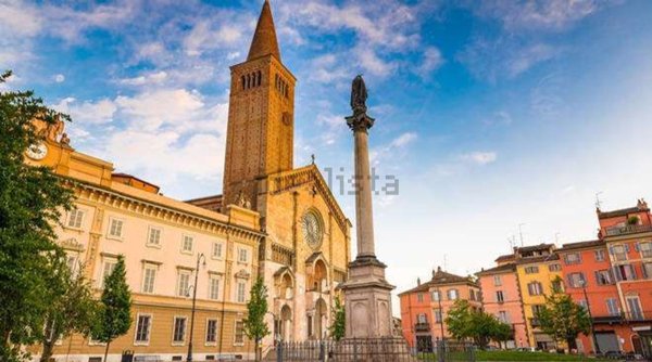 appartamento in affitto a Piacenza in zona Centro Storico