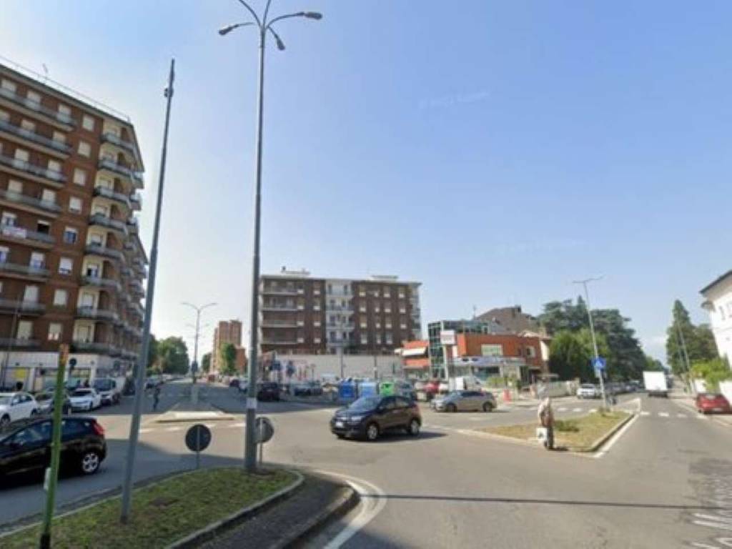 negozio in affitto a Piacenza in zona Barriera Genova