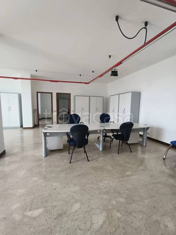 ufficio in affitto a Piacenza