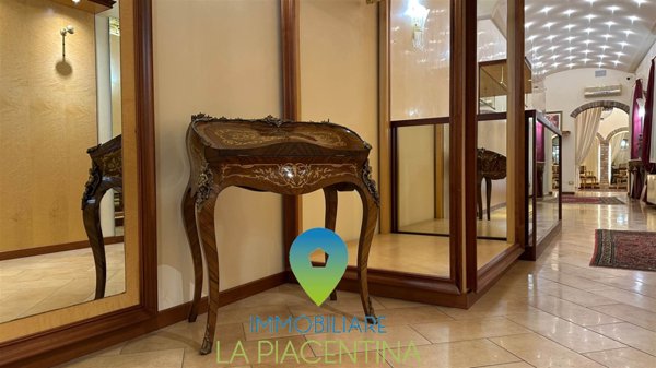 negozio in affitto a Piacenza in zona Centro Storico