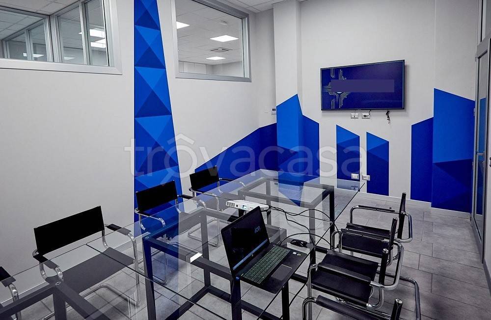 ufficio in affitto a Piacenza in zona Veggioletta