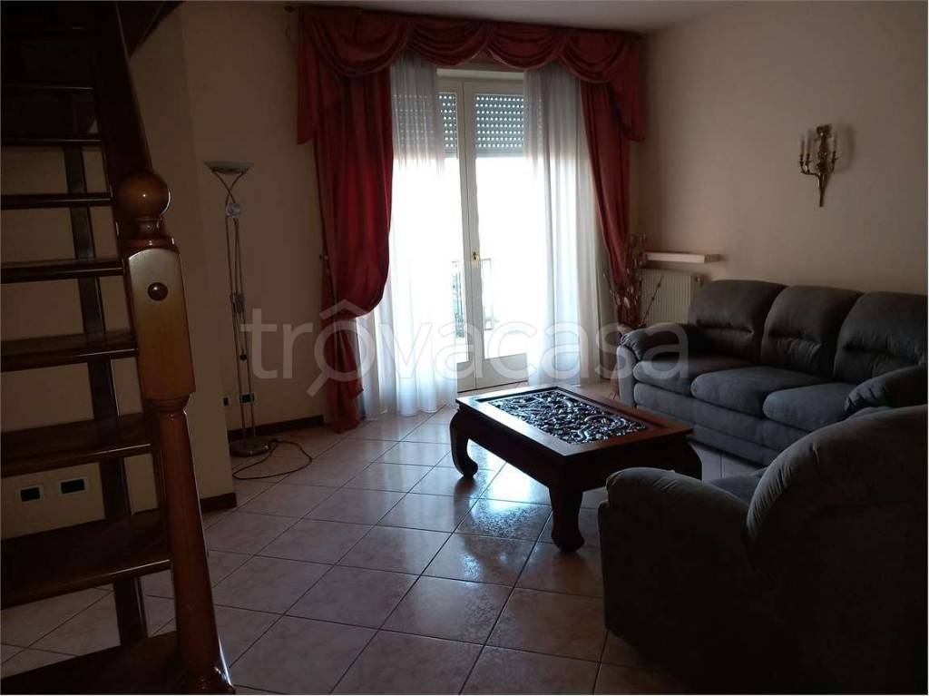 appartamento in affitto a Piacenza in zona Belvedere / Quartiere Duemila