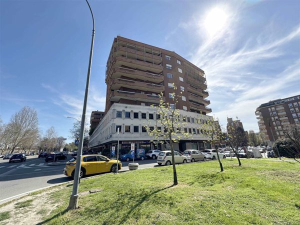 ufficio in affitto a Genova