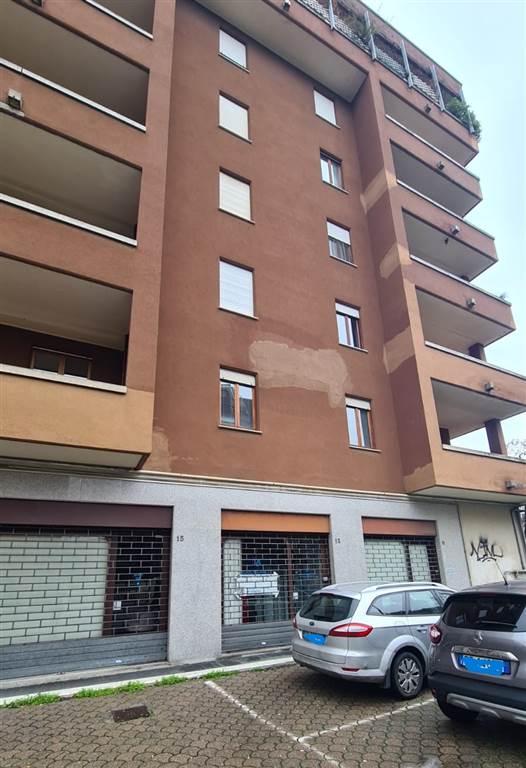 negozio in affitto a Piacenza in zona Barriera Genova
