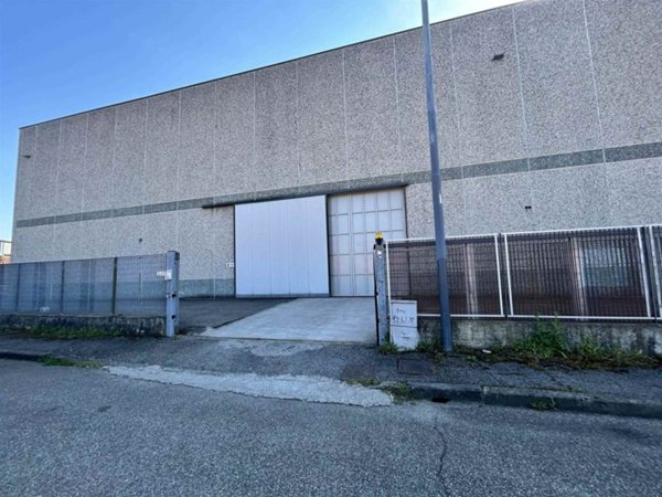 capannone in affitto a Piacenza in zona Caorsana