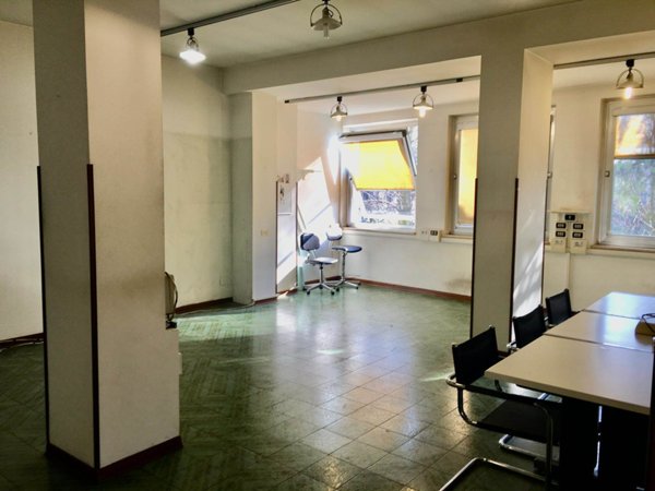 ufficio in affitto a Genova