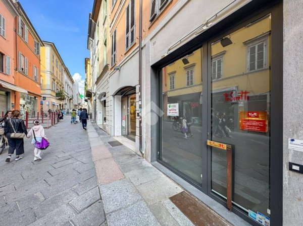 negozio in affitto a Piacenza in zona Centro Storico