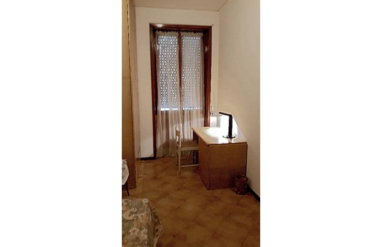 camera singola in affitto a Piacenza in zona Barriera Genova