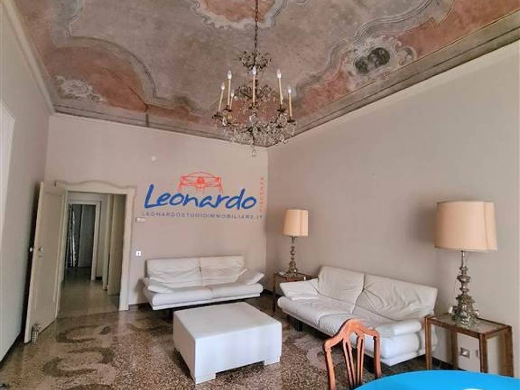 appartamento in affitto a Piacenza in zona Centro Storico