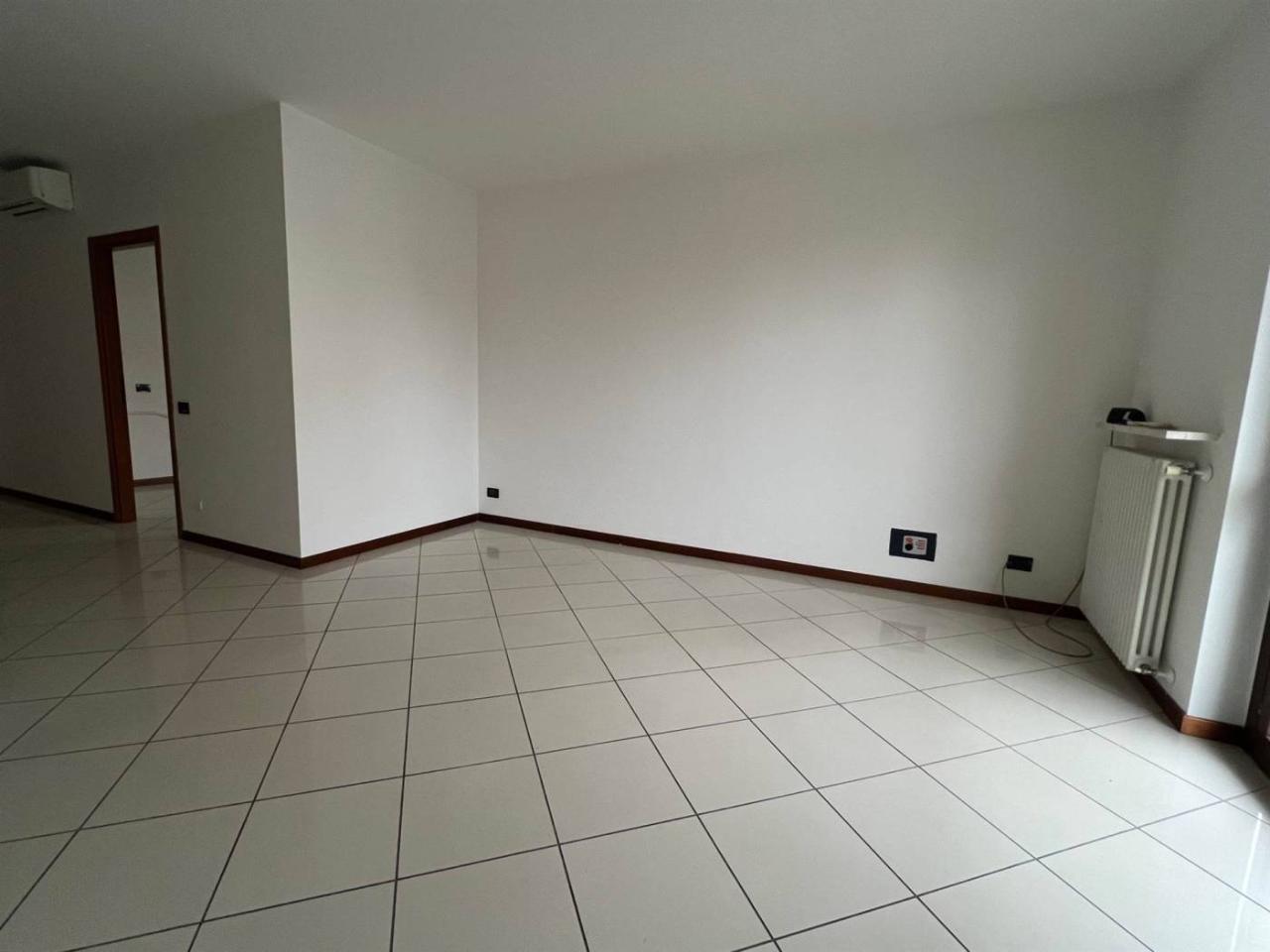 appartamento in affitto a Piacenza in zona Baia del Re