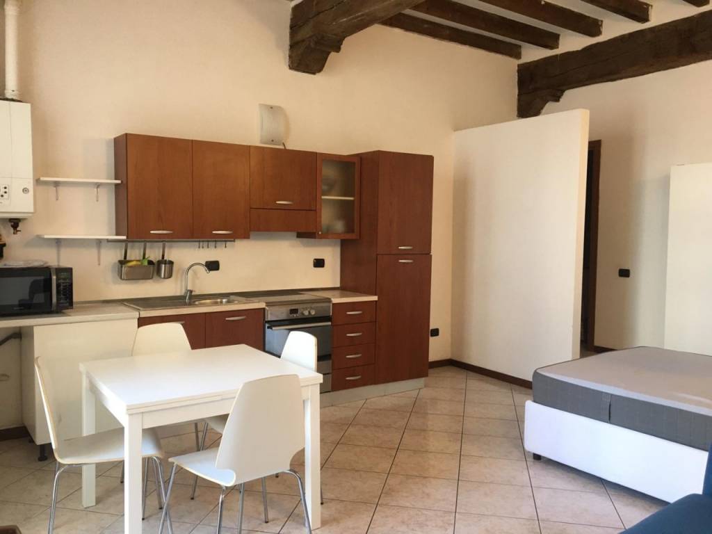 appartamento in affitto a Piacenza