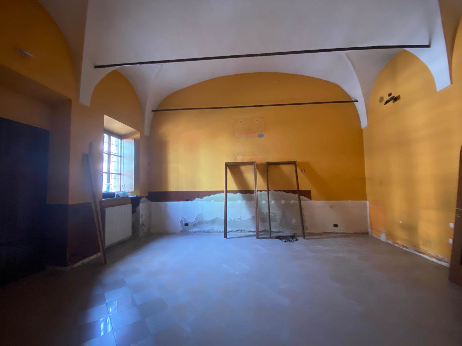 negozio in affitto a Piacenza in zona Borgotrebbia