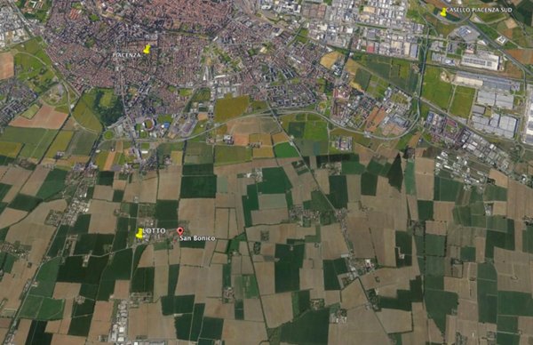 negozio in affitto a Piacenza in zona Centro Storico