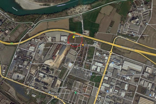 negozio in affitto a Piacenza in zona Le Mose