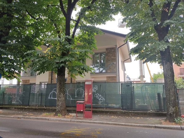 appartamento in affitto a Piacenza in zona Infrangibile