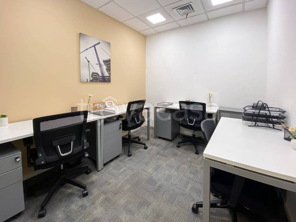 ufficio in affitto a Piacenza in zona Barriera Milano