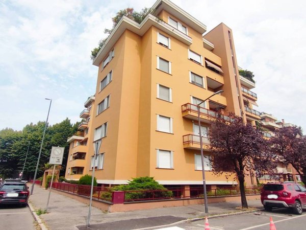 ufficio in affitto a Piacenza in zona Infrangibile