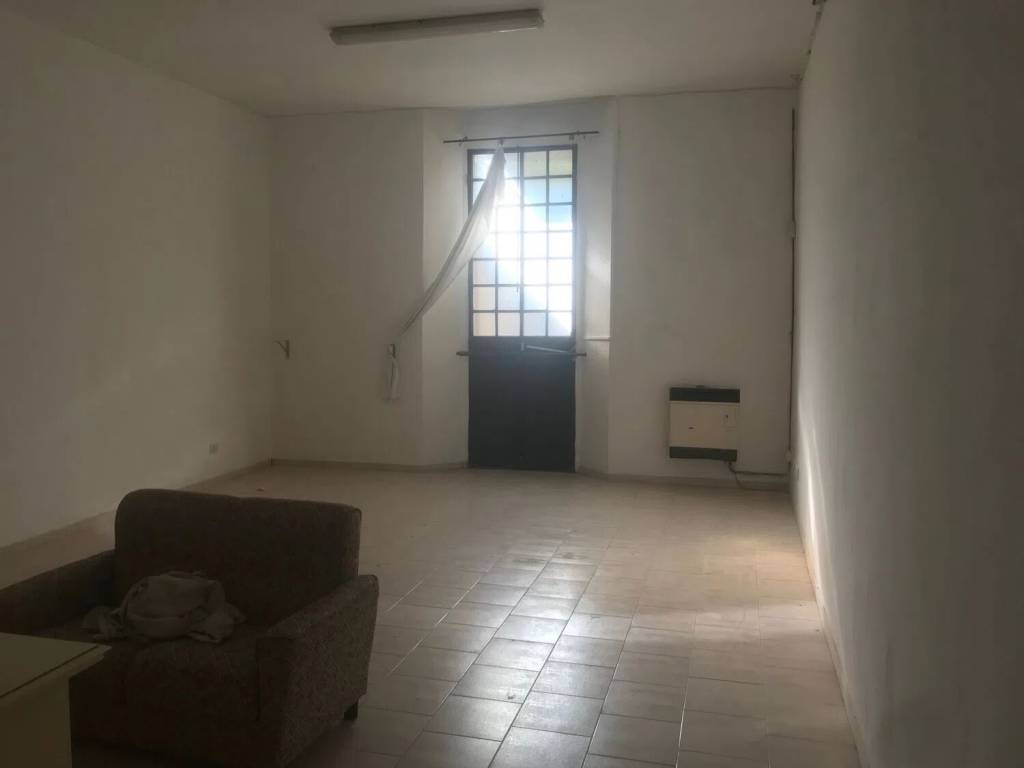 negozio in affitto a Piacenza in zona Centro Storico