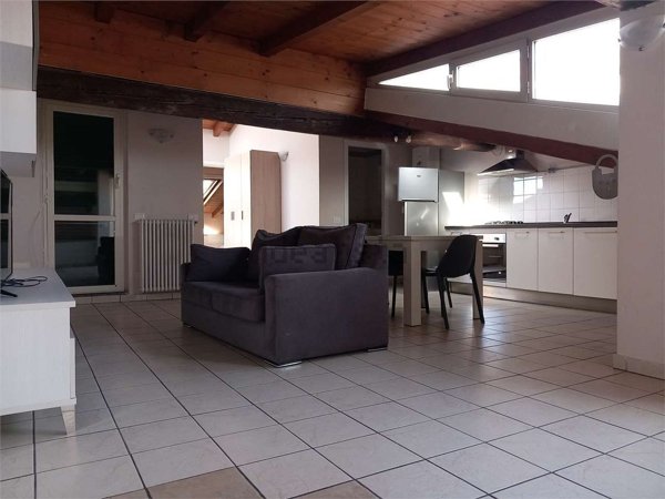 appartamento in affitto a Piacenza in zona Centro Storico