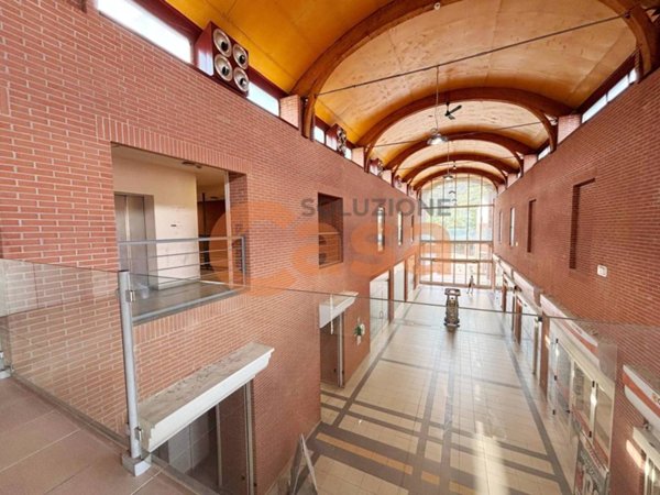 ufficio in affitto a Piacenza in zona Mucinasso