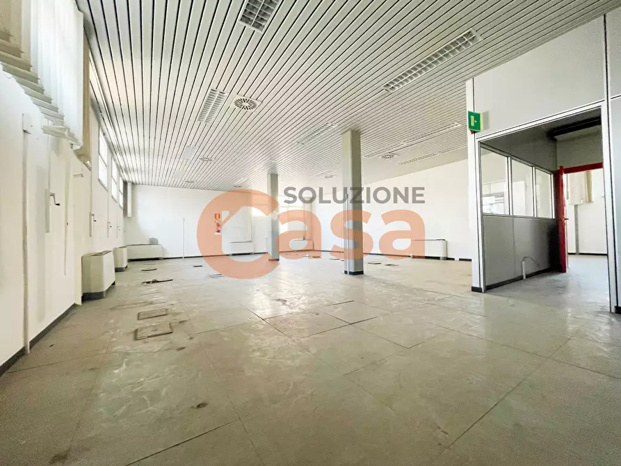 ufficio in affitto a Piacenza in zona Belvedere / Quartiere Duemila