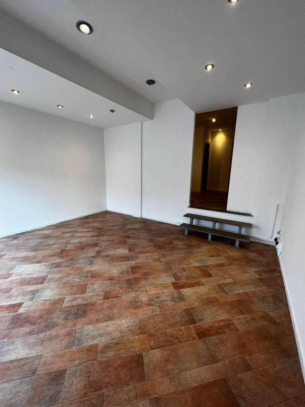 negozio in affitto a Piacenza in zona Belvedere / Quartiere Duemila