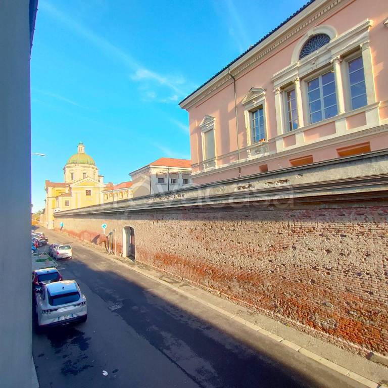 appartamento in affitto a Piacenza in zona Centro Storico
