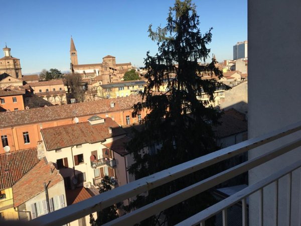 appartamento in affitto a Piacenza in zona Centro Storico