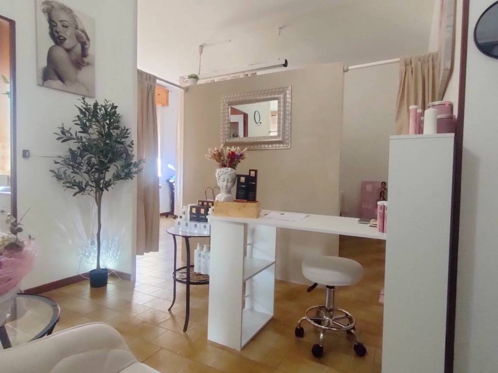 ufficio in affitto a Piacenza in zona Borgotrebbia