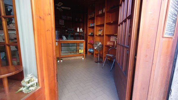 locale commerciale in affitto a Piacenza in zona Centro Storico