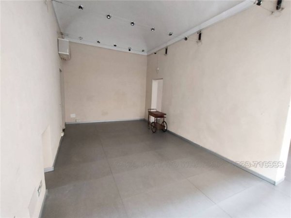 locale commerciale in affitto a Piacenza in zona Centro Storico