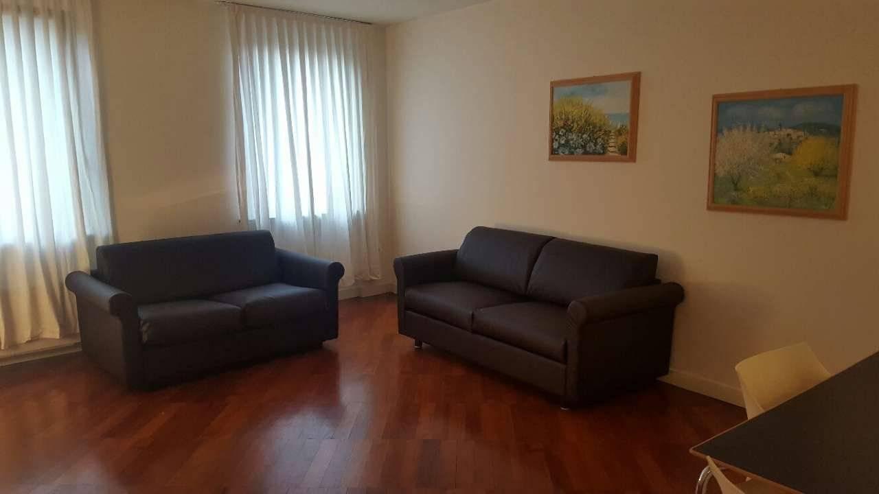 appartamento in affitto a Piacenza in zona Centro Storico