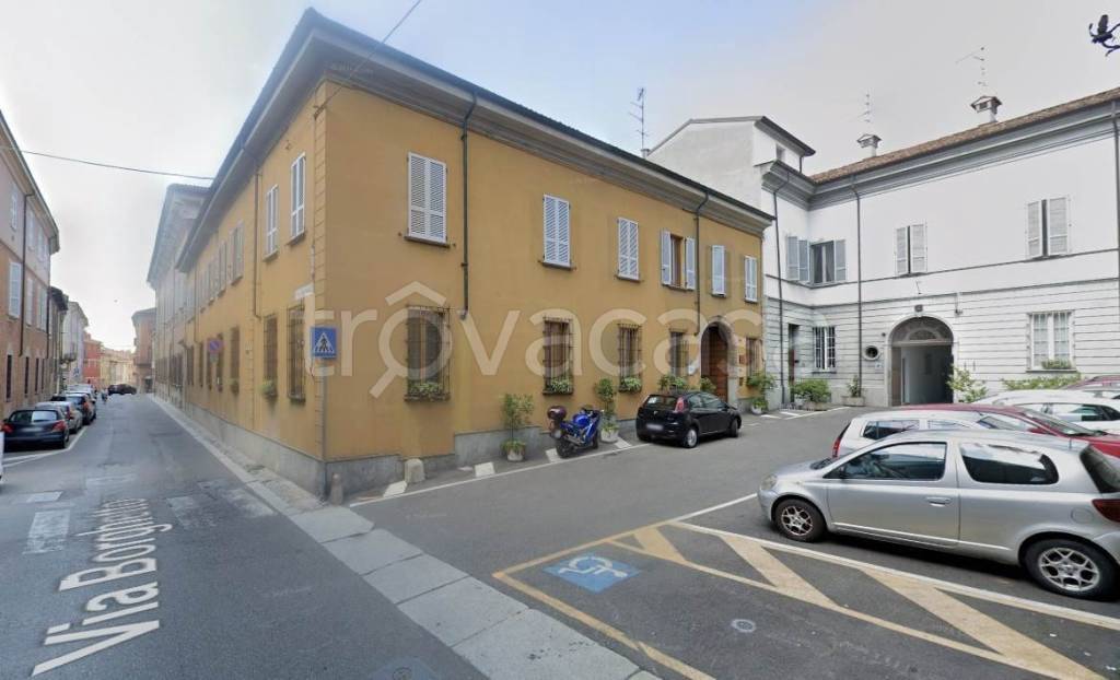 appartamento in affitto a Piacenza in zona Centro Storico
