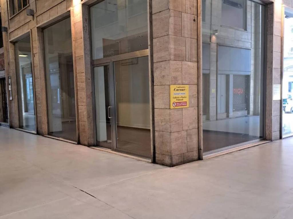 negozio in affitto a Piacenza