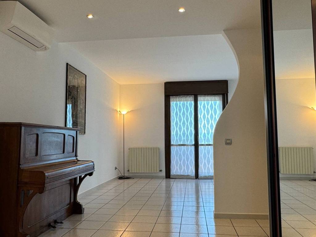 appartamento in affitto a Piacenza in zona Baia del Re