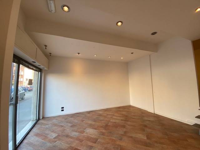 negozio in affitto a Piacenza in zona Besurica