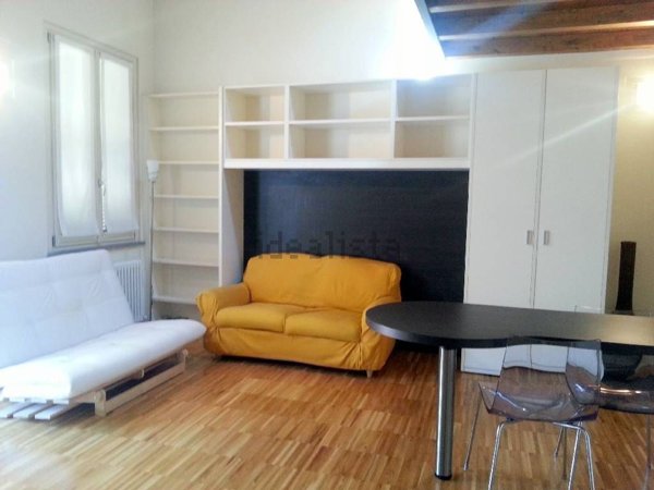 appartamento in affitto a Piacenza in zona Centro Storico