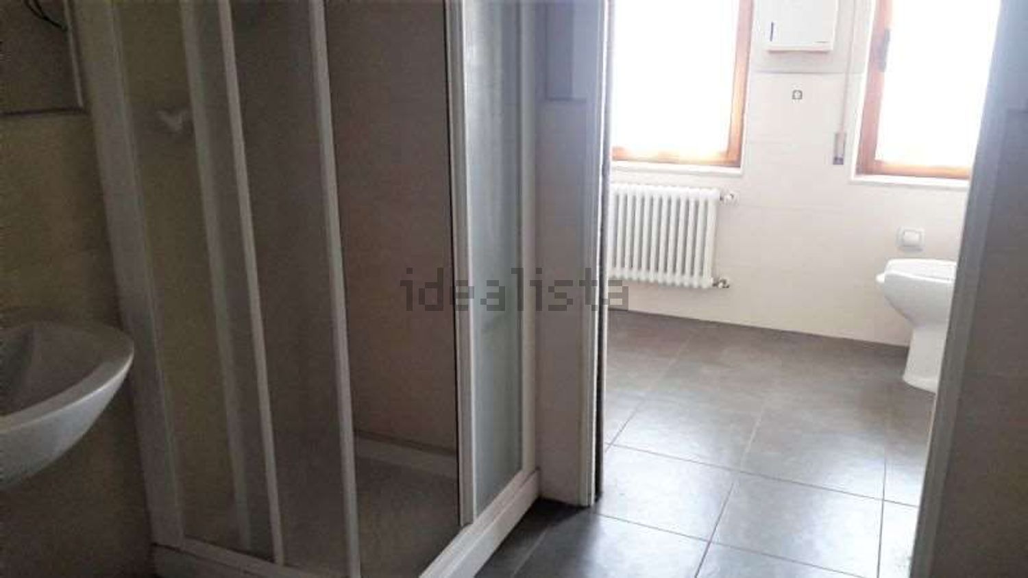 ufficio in affitto a Piacenza in zona Barriera Genova