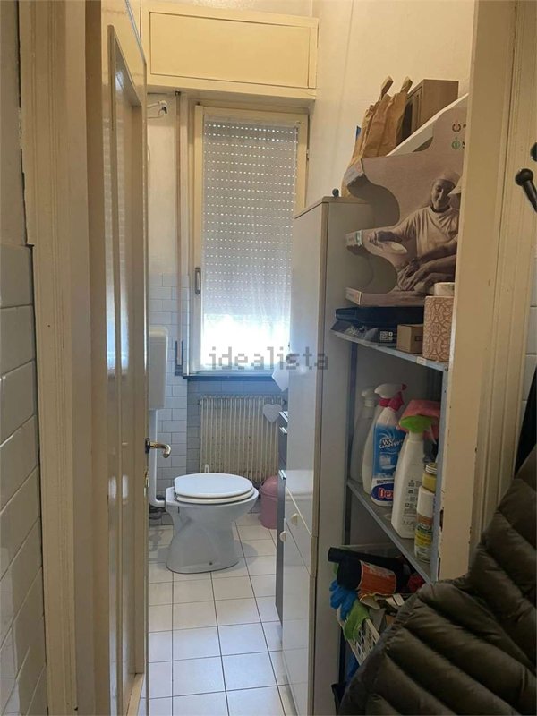 negozio in affitto a Piacenza in zona Stadio