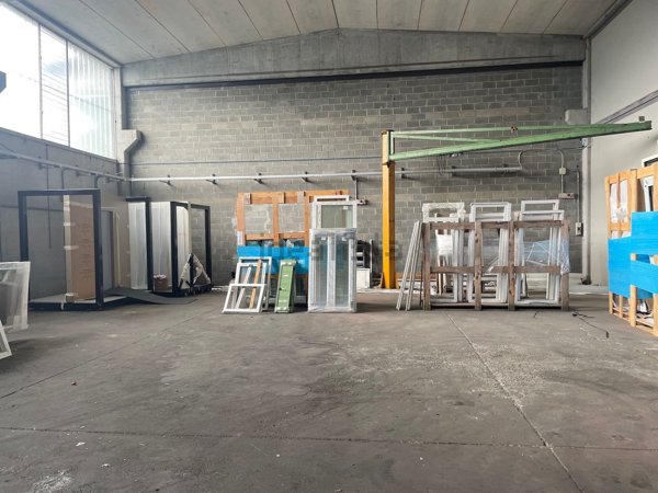 capannone in affitto a Piacenza in zona Mucinasso