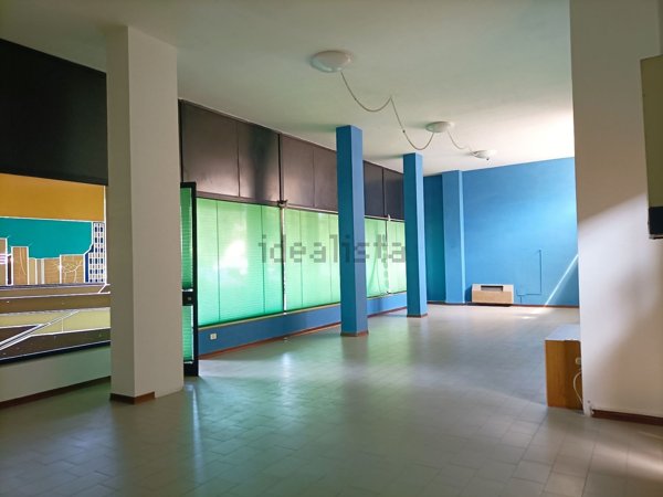 ufficio in affitto a Piacenza in zona Veggioletta