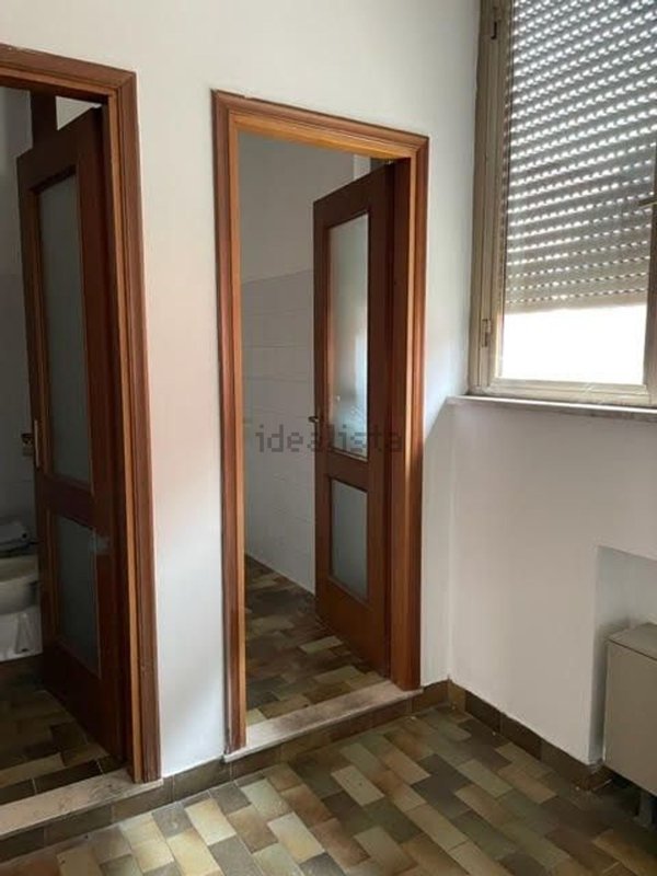 ufficio in affitto a Piacenza in zona Veggioletta